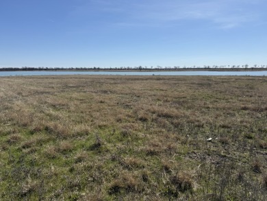 300+ feet of shoreline on Lake Halbert/Magnolia! - photo 20