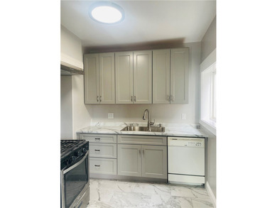 An exceptional investment opportunity in one of Long Beach's - photo 12