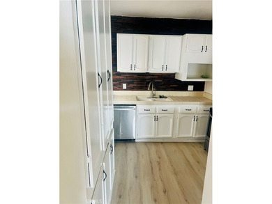 An exceptional investment opportunity in one of Long Beach's - photo 17