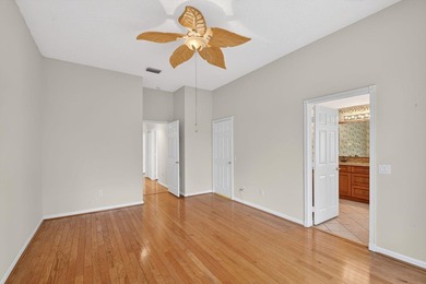 BEST BUY IN VALENCIA ISLES. 3 BEDROOMS OR 2 BEDROOMS AND A DEN - photo 21