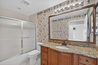 BEST BUY IN VALENCIA ISLES. 3 BEDROOMS OR 2 BEDROOMS AND A DEN - photo 27