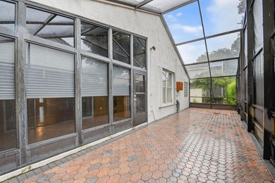 BEST BUY IN VALENCIA ISLES. 3 BEDROOMS OR 2 BEDROOMS AND A DEN - photo 34