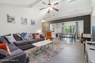 Welcome to your beautifully updated 3-bedroom, 2-bathroom home - photo 9