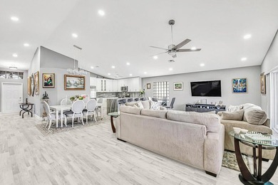 ENORMOUS GREAT ROOM! ONE OF A KIND OPEN FLOOR PLAN! LIKE NEW! - photo 8