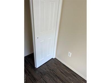 Nice condo in the Soundview area. Great opportunity for - photo 14