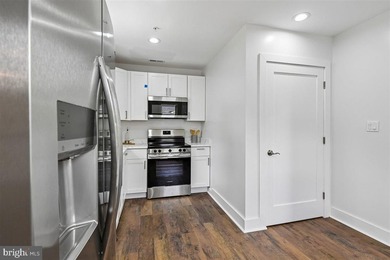 Welcome home to this thoughtfully redesigned home in Eastport - photo 3