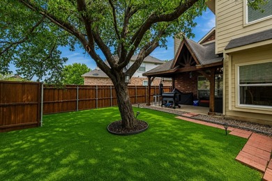 Welcome to this stunning all-brick two-story home offering 4 - photo 33
