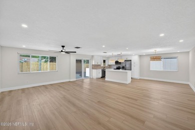 Fully Remodeled 4BR Pool Home in the Heart of Mandarin | New - photo 4