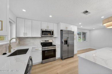 Fully Remodeled 4BR Pool Home in the Heart of Mandarin | New - photo 9