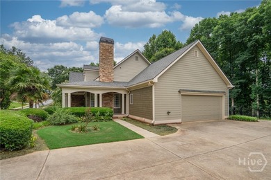 Beautiful 5-bedroom, 4.5-bath home located in the highly - photo 5