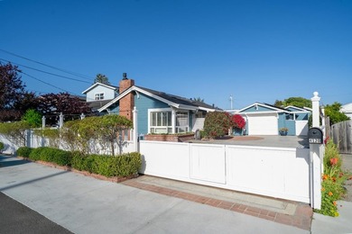 Perfectly positioned on one of the most sought-after streets in - photo 2