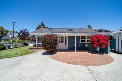 Perfectly positioned on one of the most sought-after streets in - photo 4