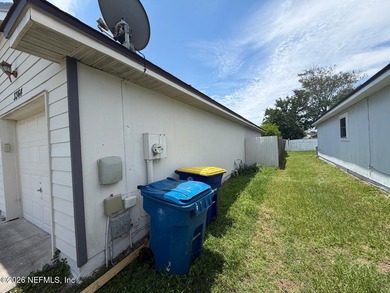 Welcome to this stunning one-story home featuring 3 bedrooms and - photo 4