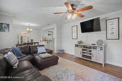 Welcome home to the heart of Bayou View! This beautifully newly - photo 2
