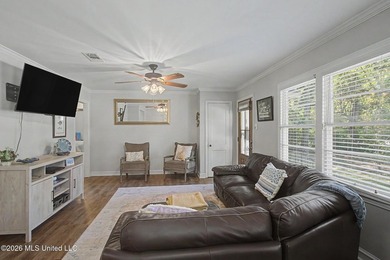 Welcome home to the heart of Bayou View! This beautifully newly - photo 4