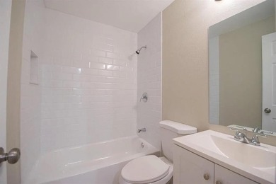 This stunning duplex in Fort Pierce has been fully renovated - photo 8