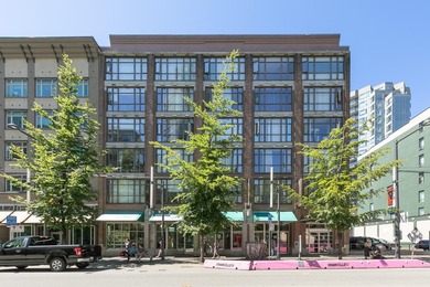 This bright condo offers exceptional value, perfect for savvy - photo 2