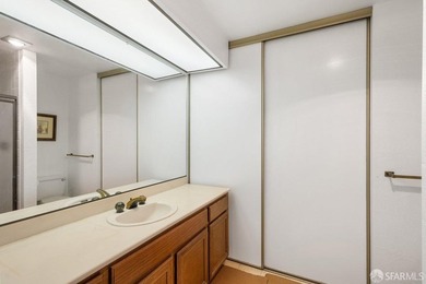 Situated in a lovely, wooded setting directly across from Stern - photo 22