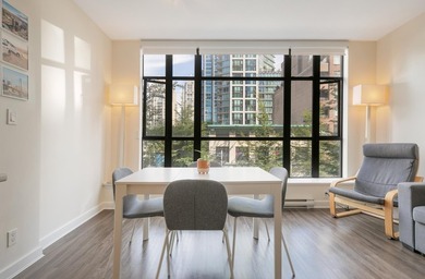 This bright condo offers exceptional value, perfect for savvy - photo 4