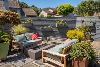 This exquisitely updated townhome enjoys privacy, sunshine, and - photo 35