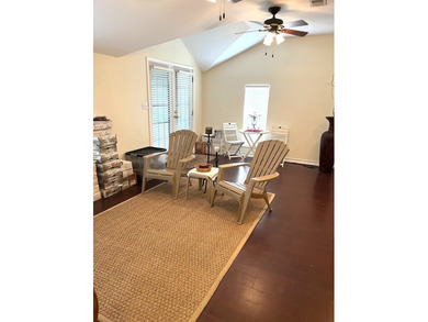Partially remodeled two bedroom home near Aransas Bay. On three - photo 6