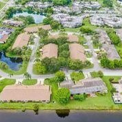 Lake Home For Sale in Wellington, Florida