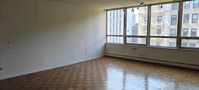 This one bedroom, one bathroom unit offers over 1,000 square - photo 4