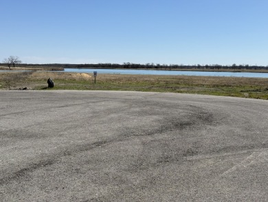 300+ feet of shoreline on Lake Halbert/Magnolia! - photo 8