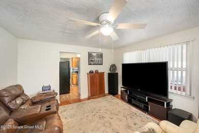 This inviting home offers just over 1,000 sq ft of living space - photo 9