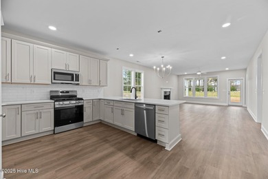 Welcome to the Brighton I, a move-in ready new construction home - photo 10