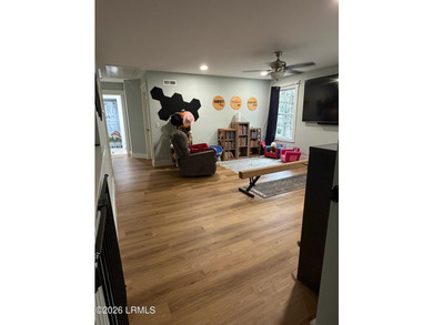 Welcome to Royal Pines on Lady's Island, where Lowcountry living - photo 16