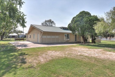 Lake Home Sale Pending in Mathis, Texas