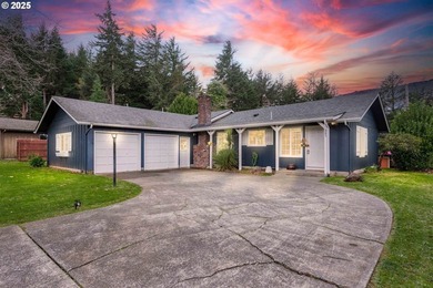 Location, location, location! Single level ranch style home with - photo 1