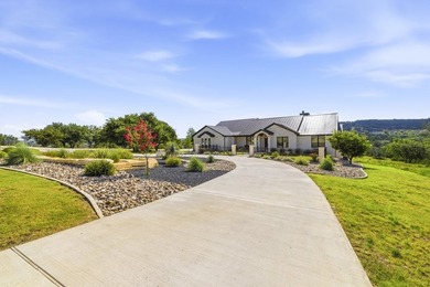 Experience luxury living in this magnificent one-story 4-bedroom - photo 40