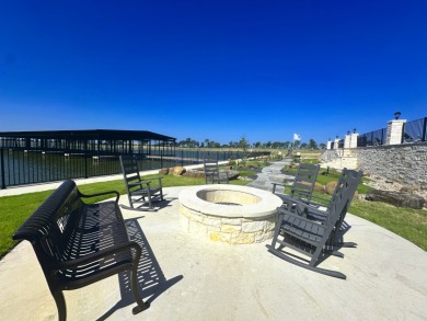 300+ feet of shoreline on Lake Halbert/Magnolia! - photo 32