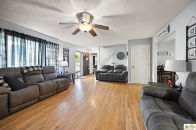 The square footage tells the story. With approximately 3,000 - photo 4