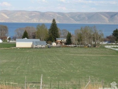 12.4 ACRES Bear LAKE & MOUNTAIN VIEWS. Remodeled Country Home - photo 1