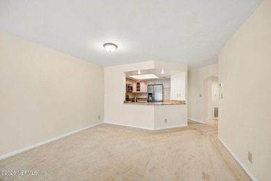 Located in the heart of Old Ponte Vedra, this beautifully - photo 12