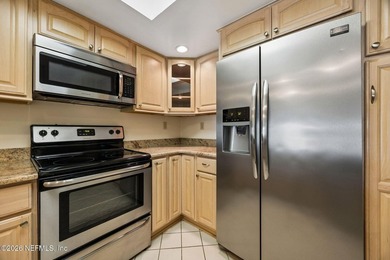 Located in the heart of Old Ponte Vedra, this beautifully - photo 16