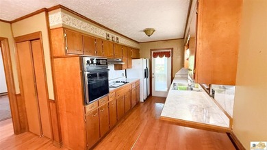 Welcome to 3088 Finney Road, Glasgow, KY-a beautiful ranch-style - photo 6