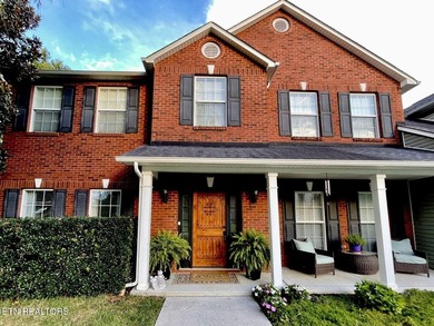 Welcome to 12632 Distant View Lane! A charming home tucked away - photo 2