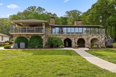 Welcome to 4919 Bal Harbor Circle! Perfectly positioned on the - photo 35