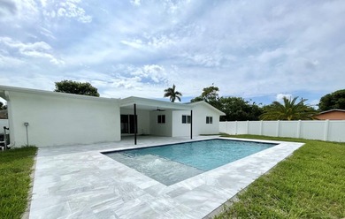 Completely renovated 4-bedroom, 2-bath home with a stunning - photo 3