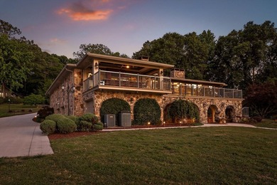 Welcome to 4919 Bal Harbor Circle! Perfectly positioned on the - photo 44