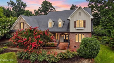 This House Speaks For Itself! Welcome to 1304 Selby Lane - photo 2