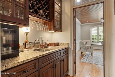This House Speaks For Itself! Welcome to 1304 Selby Lane - photo 9