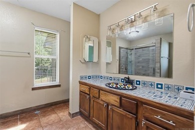 Welcome to your private retreat in the sought-after Mountain - photo 13