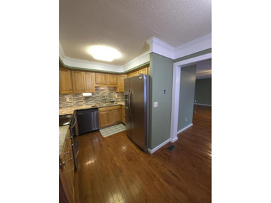 SELLER SAYS SELL DUE TO ONGOING MEDICAL ISSUES MOVE-IN READY + - photo 13
