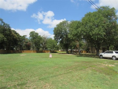 Lake Lot For Sale in Bonham, Texas