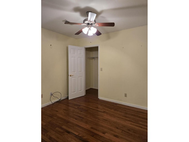 SELLER SAYS SELL DUE TO ONGOING MEDICAL ISSUES MOVE-IN READY + - photo 21